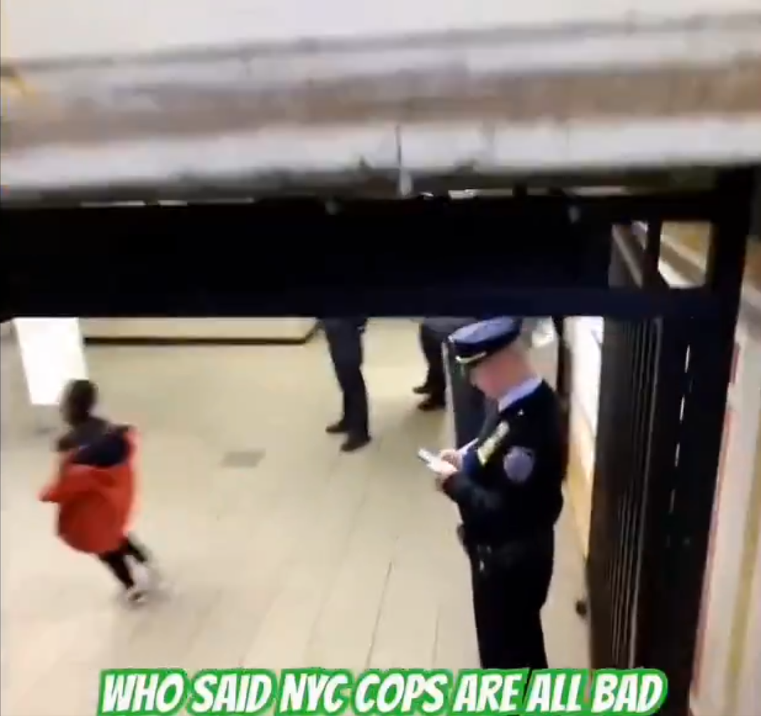 ❤️ NYC COP’S HEART-MELTING CHASE: “Who Said Cops Are All Bad?” 😍
